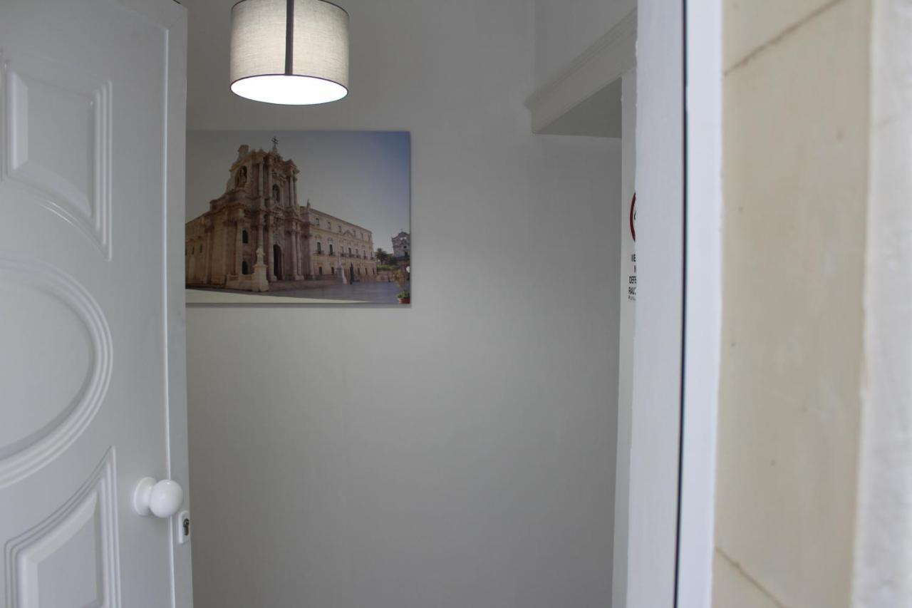 Ortyx Mini Suite Szirakúza Kültér fotó