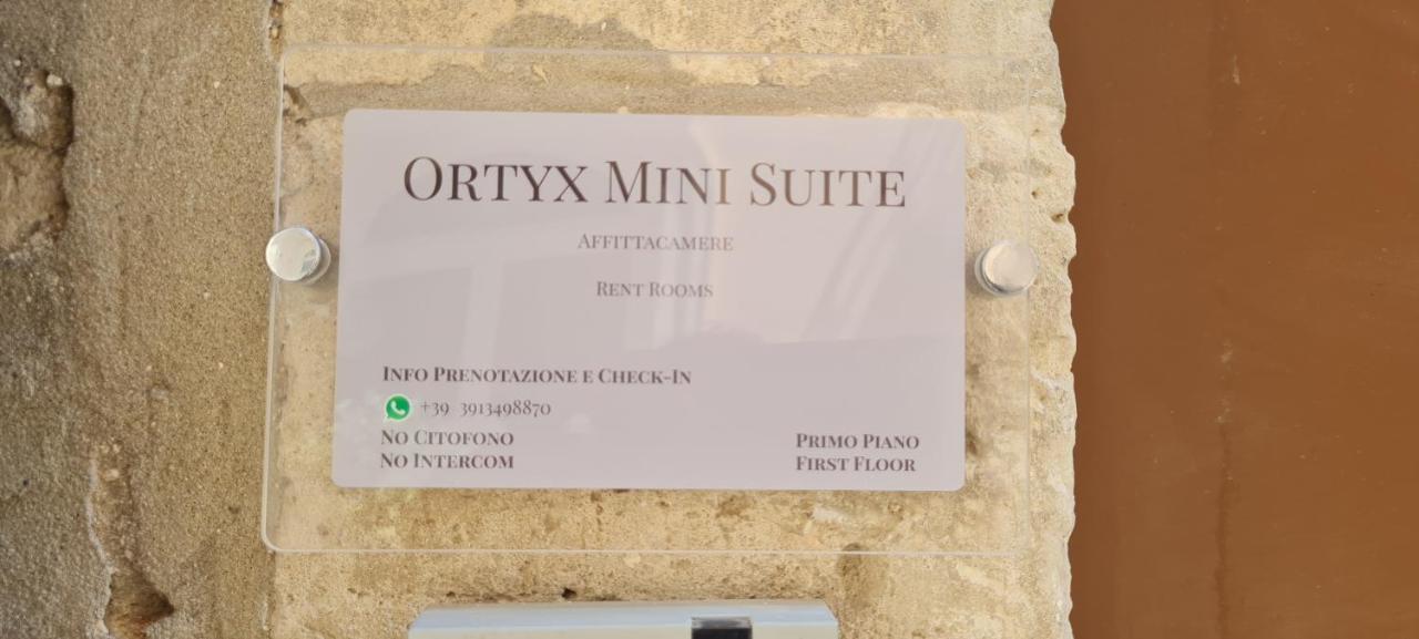 Ortyx Mini Suite Szirakúza Kültér fotó